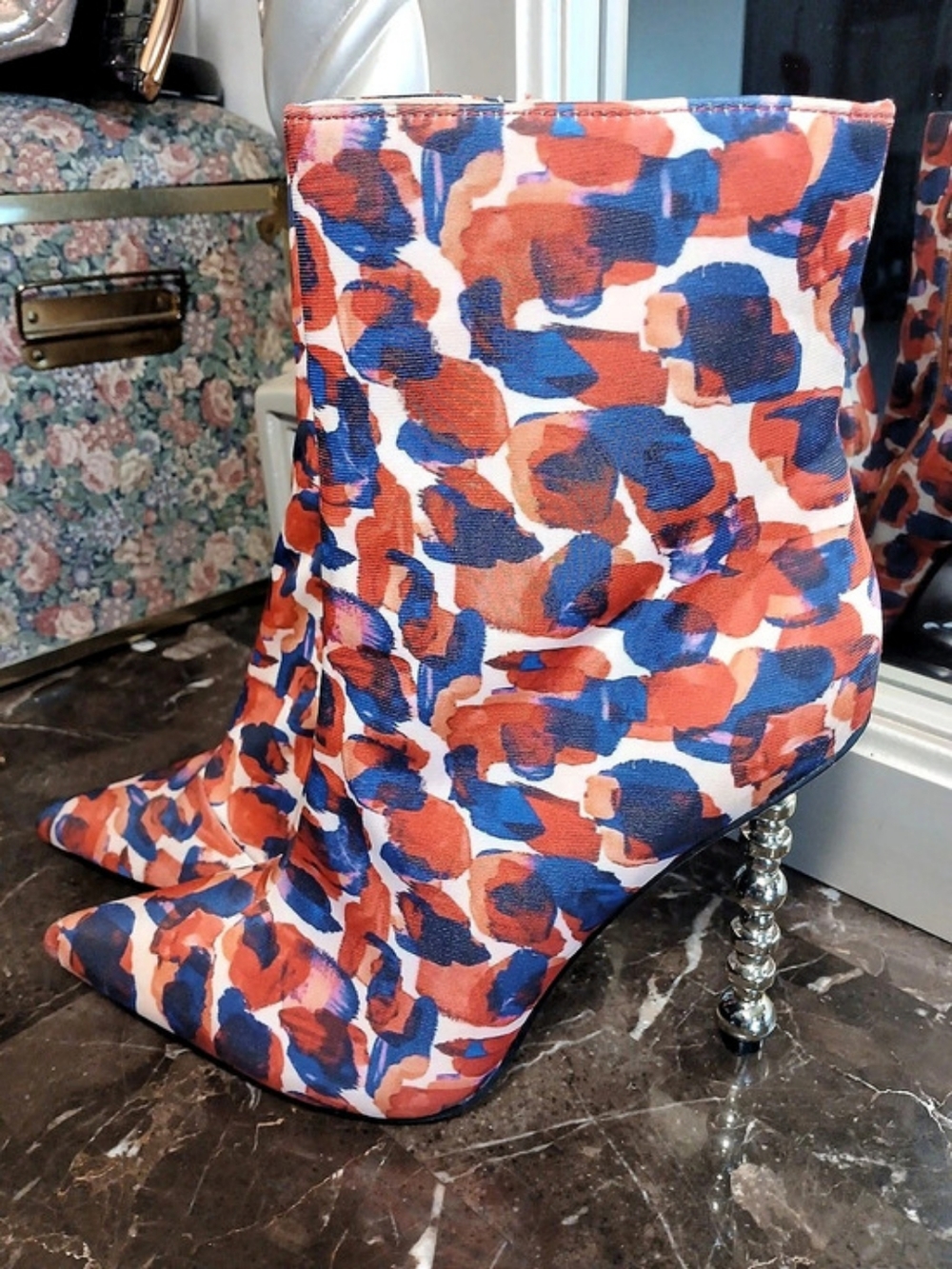 Cape Robbin, Shawna, Floral Print Pointed Toe Heels US 8.5